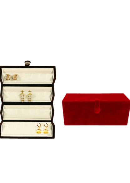 Cute jewellery box 🎁 to keep your Earings in right position. Made of Velevet fabric